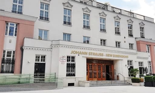 Johann Strauss Museum - New Dimensions 1