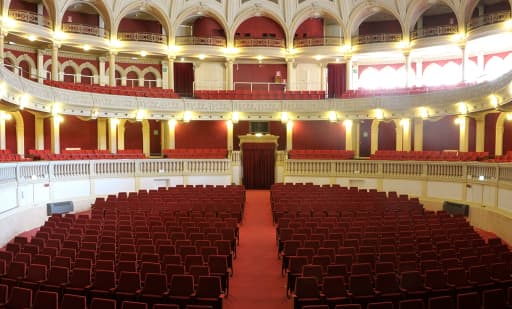 Teatro Nuovo Ferrara 1