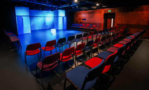 Royal & Derngate 1