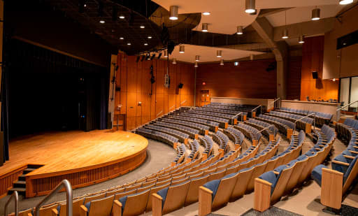 Avram Theater 1