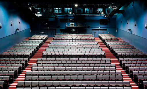 シアターＧロッソ (Theater G-Rosso) 1