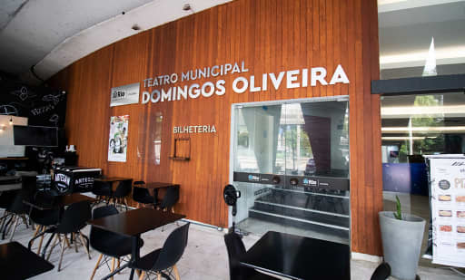 Teatro Municipal Domingos Oliveira 1