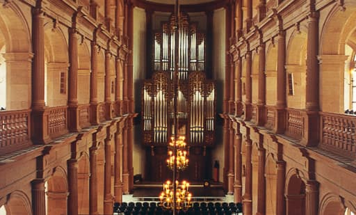 Neubaukirche 1