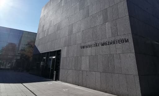 Universität Mozarteum Solitär 1