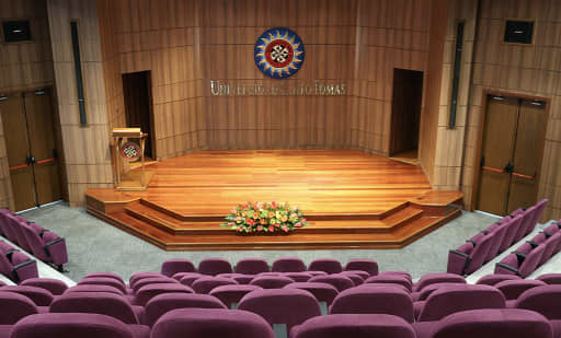 Universidad Santo Tomás 1