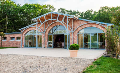 LE DOMAINE LES PLANCHES 1