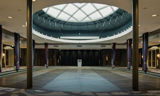Teehalle im Hotel Maximilians 2