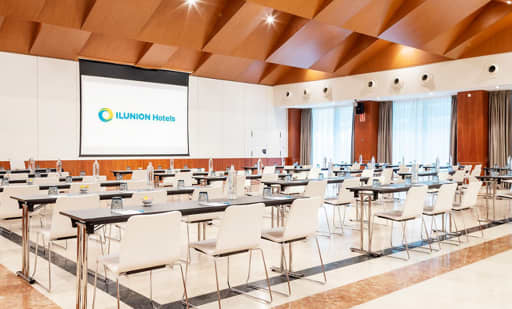 Hotel ILUNION Málaga 2