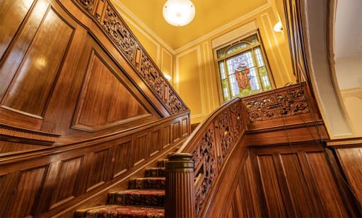 Alfred Biedermann Palace 2