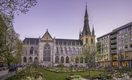 Cathédrale Saint-Paul 2