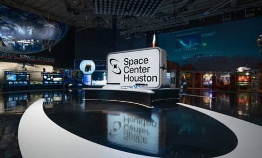Space Center Houston 1