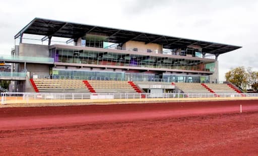 Hippodrome de Lyon - Carré de soie 2