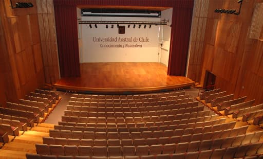 Aula Magna UACH 1