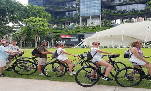 Let’s Go Tour Singapore 3