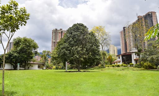 Auditorium Maximum, Deutsche Schule Medellín 1