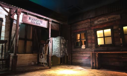 Moonshine Saloon Moonshine Saloon 4