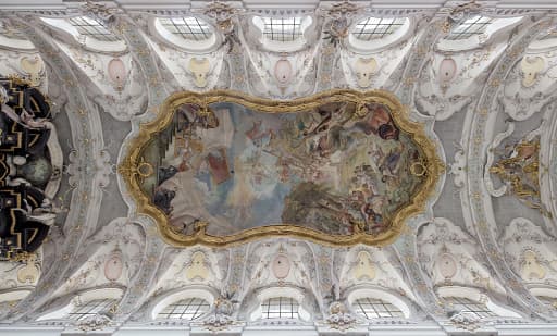 Niedermünsterkirche 1
