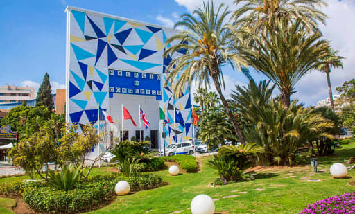 Palacio de Congresos y Exposiciones Adolfo Suarez Palacio de Congresos y Exposiciones Adolfo Suarez 3