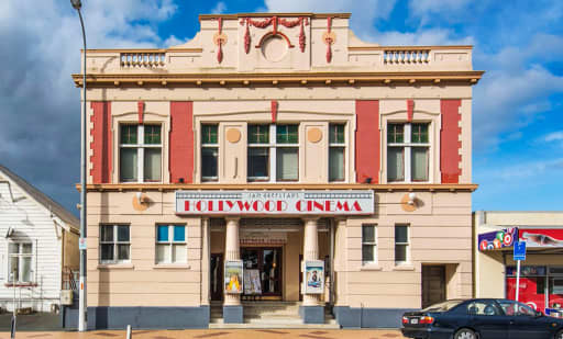The Hollywood Avondale 1