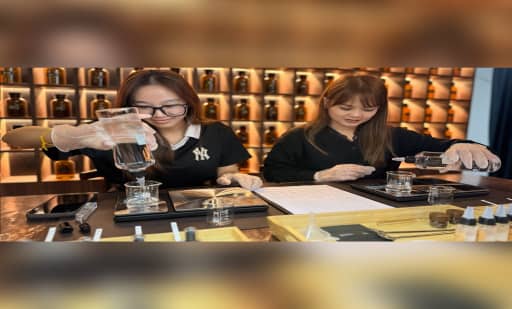 VENTE Perfume Studio | Singapore Perfume Workshop | Reed Diffuser | Room Spray | Essential Oil | Corporate Gift VENTE Perfume Studio | Singapore Perfume Workshop | Reed Diffuser | Room Spray | Essential Oil | Corporate Gift 2