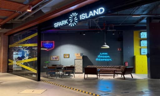 Spark Island Alcorcón X-Madrid (Prison Island) 1