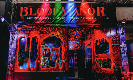 Blood Manor 1