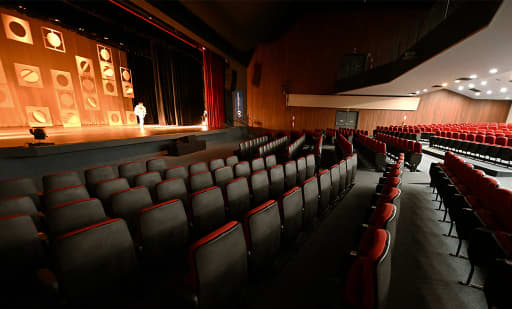 Teatro SESI - centro cultural Paulo Afonso Ferreira 1
