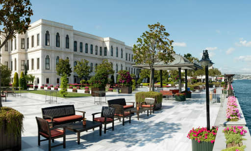 Four Seasons Hotel Istanbul At The Bosphorus 1