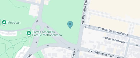 Av. Sebastian Bach y Av. Tchaikovski, Zapopan, México. Frente al Parque Metropolitano, 45018