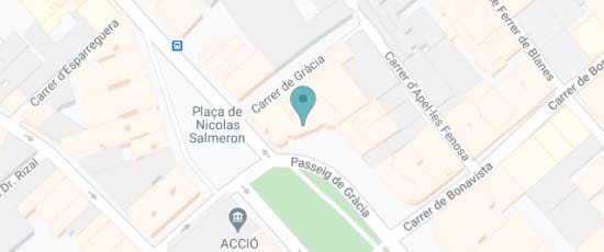 Passeig de Gracia, 132
En la entrada del Hotel Casa Fuster., 08008