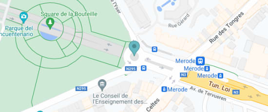 Rond point Merode, aux grilles à l’entrée du parc du Cinquentenaire, 1000