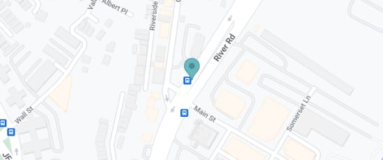 3 Pembroke Pl, Edgewater, NJ, United States, 07020