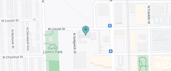 W Locust St & N Sedgwick St, 60610