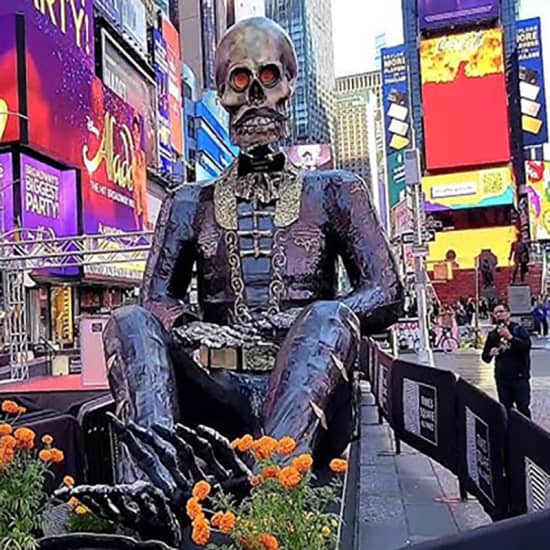 ﻿Fiesta del Club de Halloween de Times Square