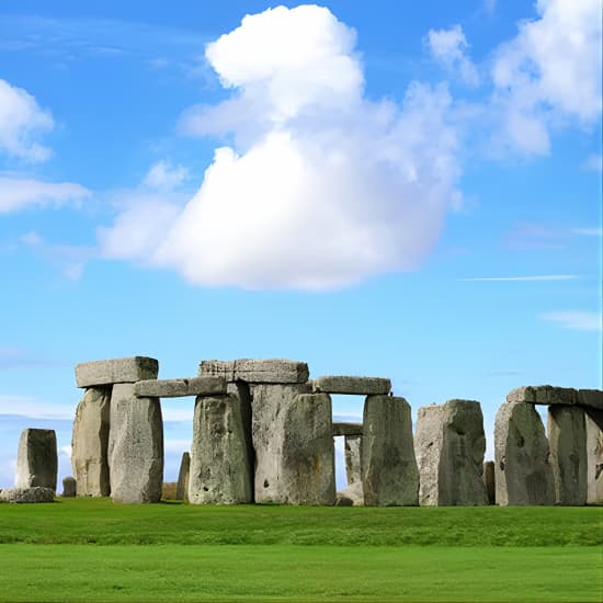 Stonehenge Inner Circle and Bath Tour with Dinner