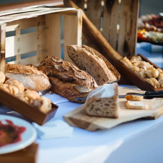Brunch gourmand et diner à volonté sur la Seine