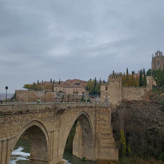 Tour por Toledo y Segovia ¡con opción a Ávila!