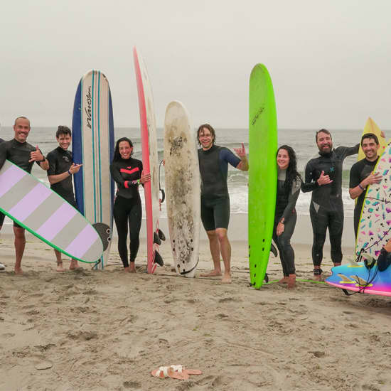 ﻿Un Día de Surf para Adultos & Campamento de Yoga