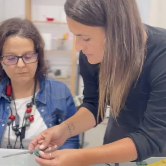 Taller crea tu primera pieza de joyería con el tallado en cera