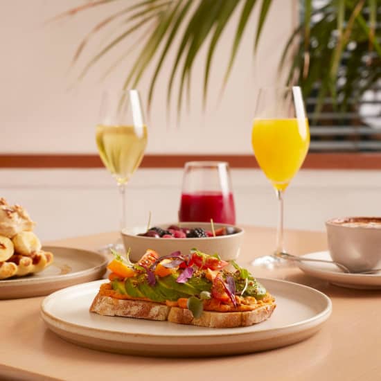 Pride Brunch en Veraz