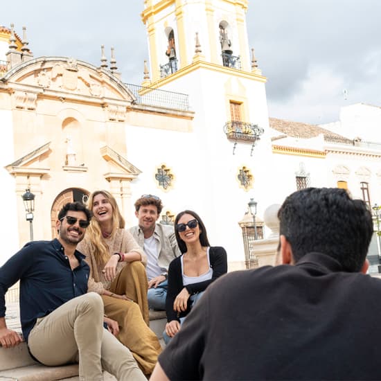 Desde Málaga: Tour por la ciudad de Ronda y experiencia en bodega con cata de vinos – Tour Premium en Grupo Pequeño