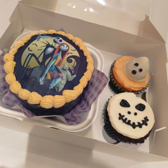 Pack dulce tarta bento y cupcakes de Pesadilla antes de Navidad
