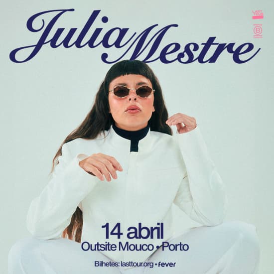 ﻿Julia Mestre in OUTSITE MOUCO