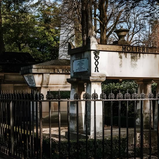 Visite guidée à pied du cimetière du Père Lachaise - Semi-privée 8ppl Max