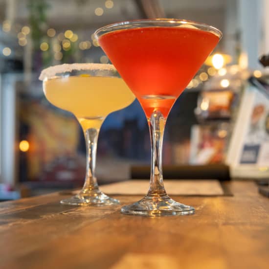 90s & 00s Pop Icons Night