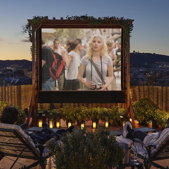 El Palace Barcelona: Open-air Rooftop Cinema con palomitas y cocktail
