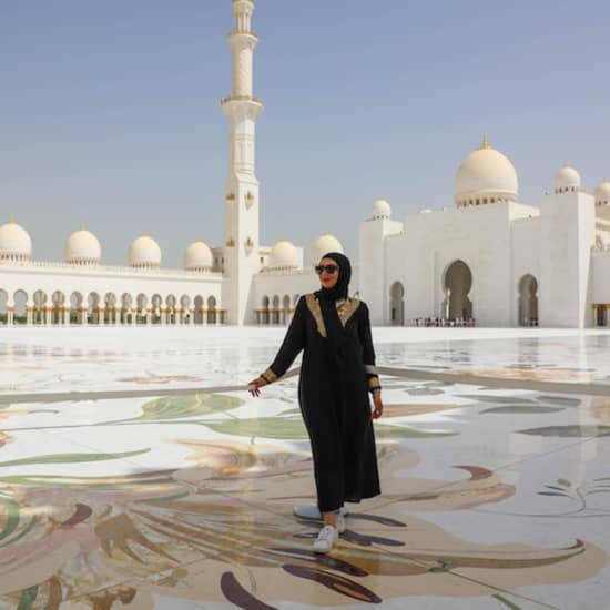 Abu Dhabi: Premium Day Trip from Dubai with Sheikh Zayed Mosque and Gulf Coast at Sheikh Zayed Grand Mosque, Abu Dhabi, United Arab Emirates