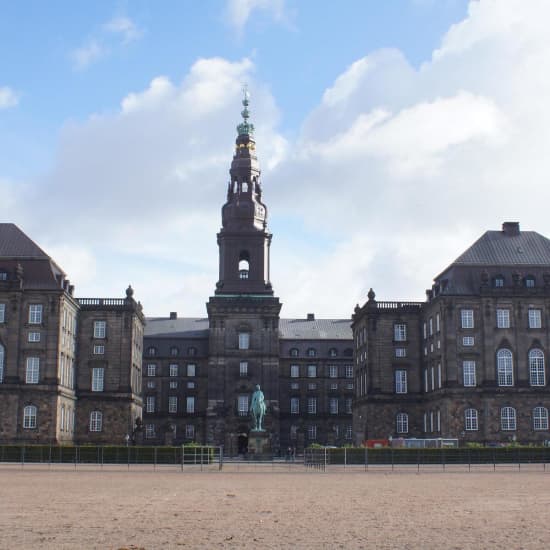 Interactive Murder Mystery Hunt in Copenhagen (Danish and English version available)
