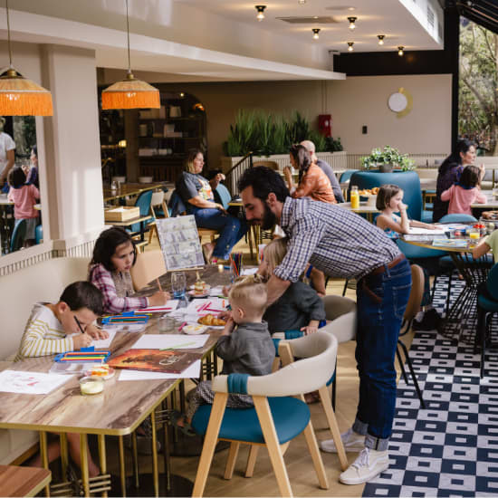 Déjeuner & Atelier créatif pour enfants au Gourmet Bar Confluence