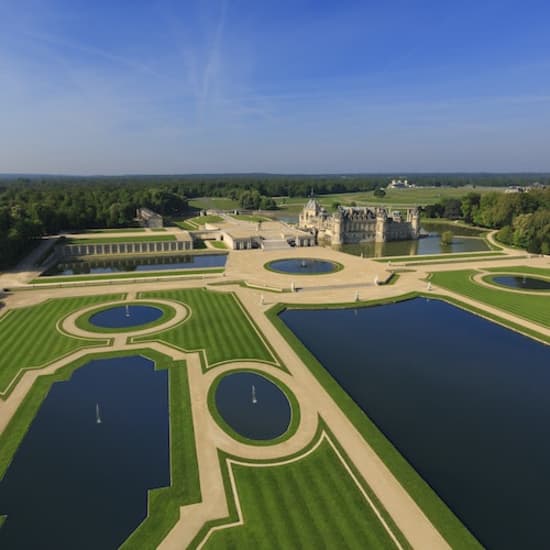 ﻿Visit to the gardens of Château de Chantilly